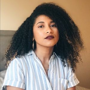 Meet your Posher, Whitney